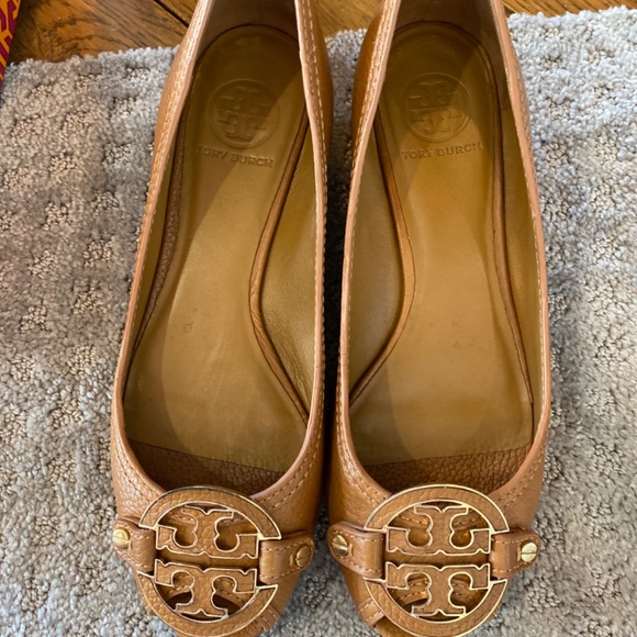 Tory Burch wedge sandals - Picture 2 of 6
